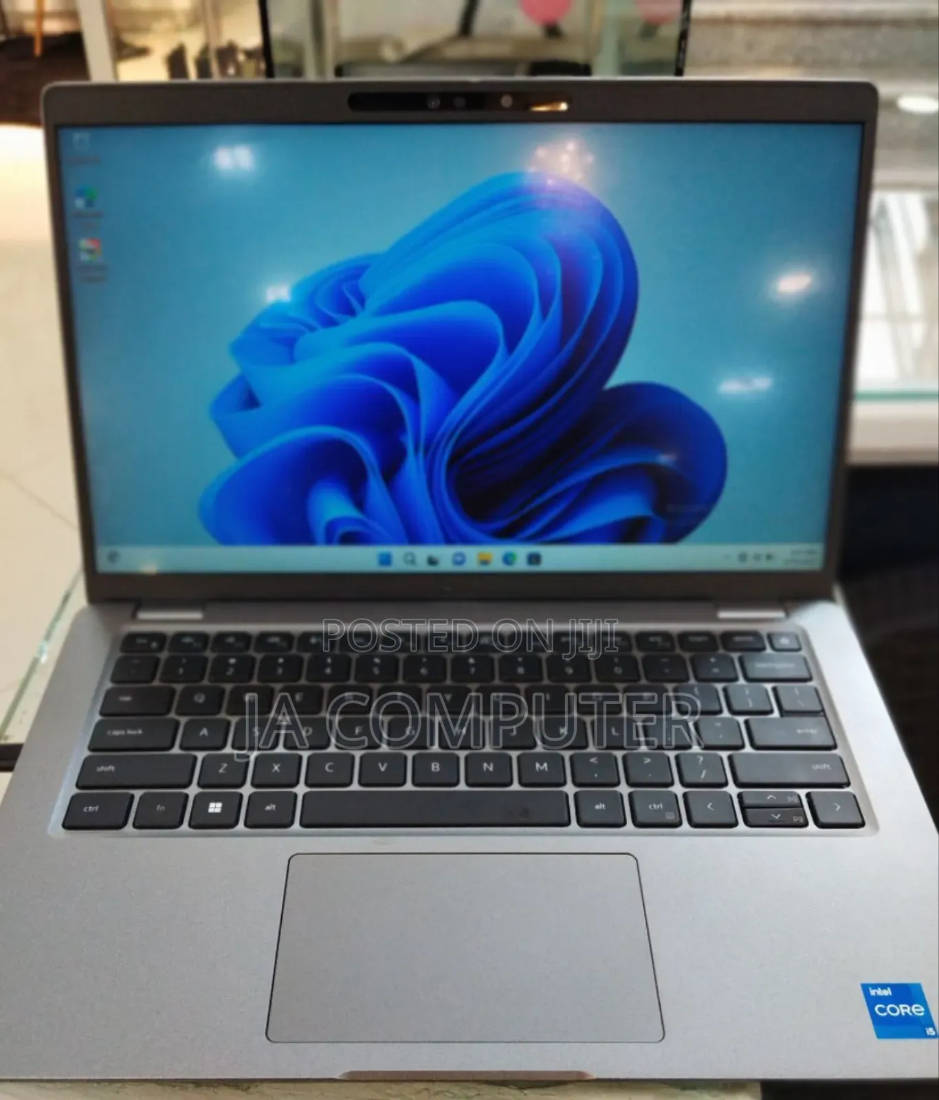 New Laptop Dell Latitude 5440 16GB Intel Core I5 SSD 512GB