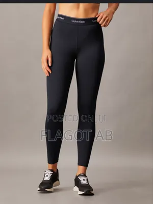 Photo - Women's Gym Tight