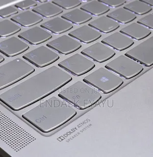 New Laptop Lenovo 8GB Intel Core I5 SSD 512GB