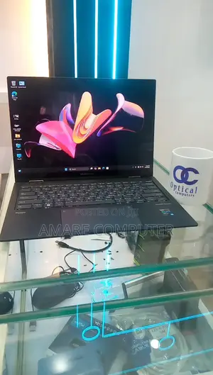 Photo - New Laptop Asus 16GB Intel Core I7 SSD 512GB