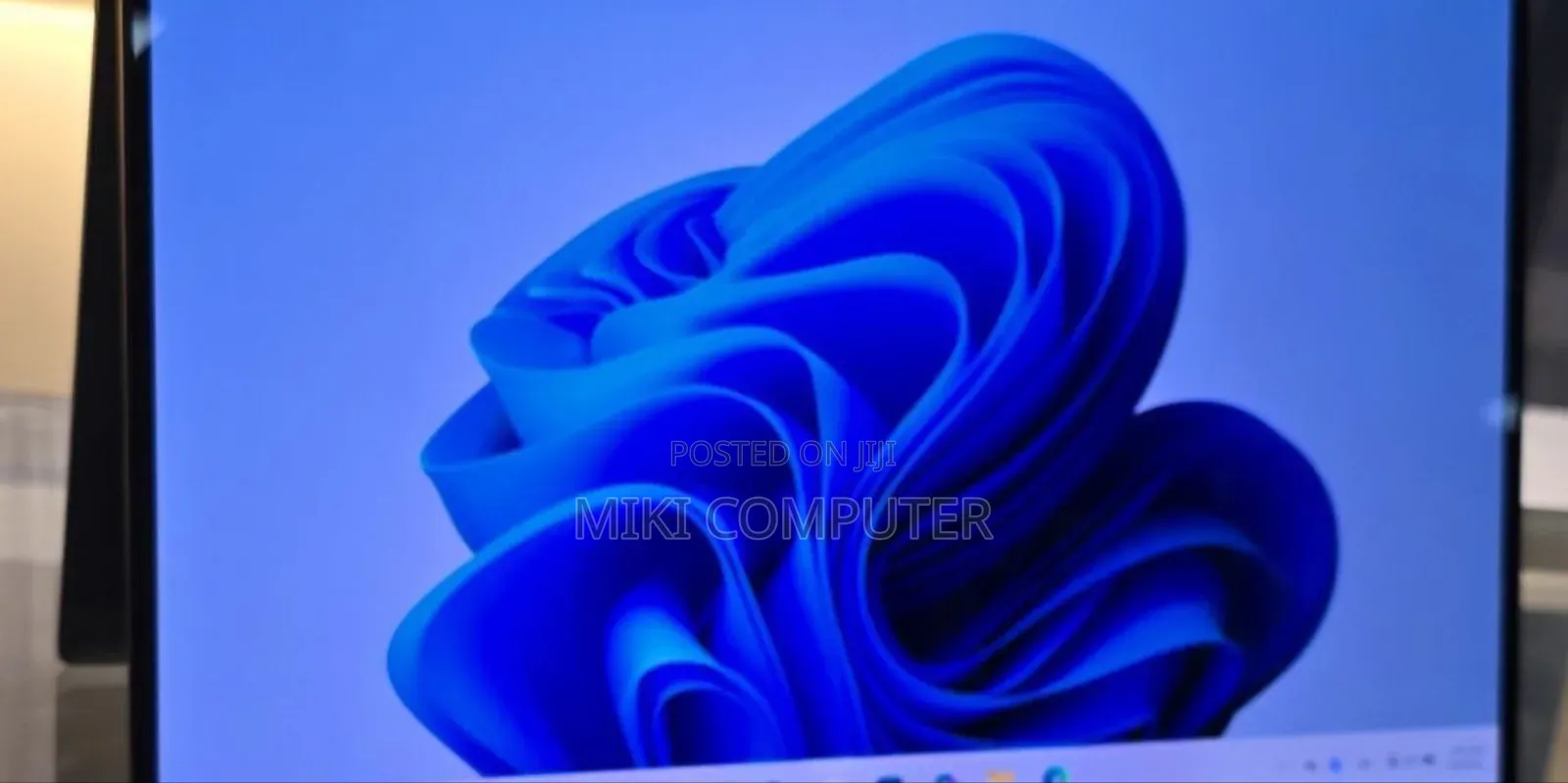 New Laptop Dell Inspiron 15 16GB Intel Core I7 SSD 1T