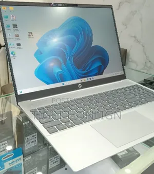 New Laptop HP Pavilion 15 16GB AMD Ryzen 7 SSD 512GB