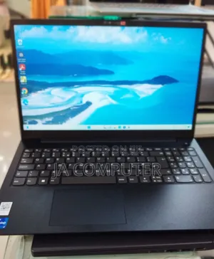 New Laptop Lenovo Ideapad 3 16GB Intel Core I7 SSD 512GB