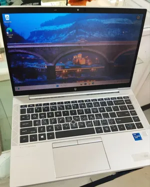 New Laptop HP EliteBook 840 G8 16GB Intel Core I7 SSD 512GB