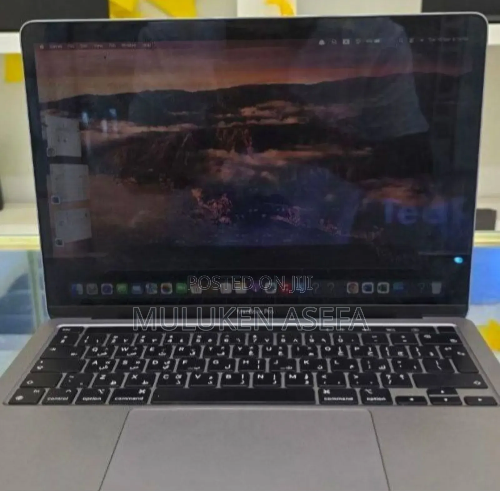 New Laptop Apple MacBook Pro M1 8GB Apple M1 SSD 256GB