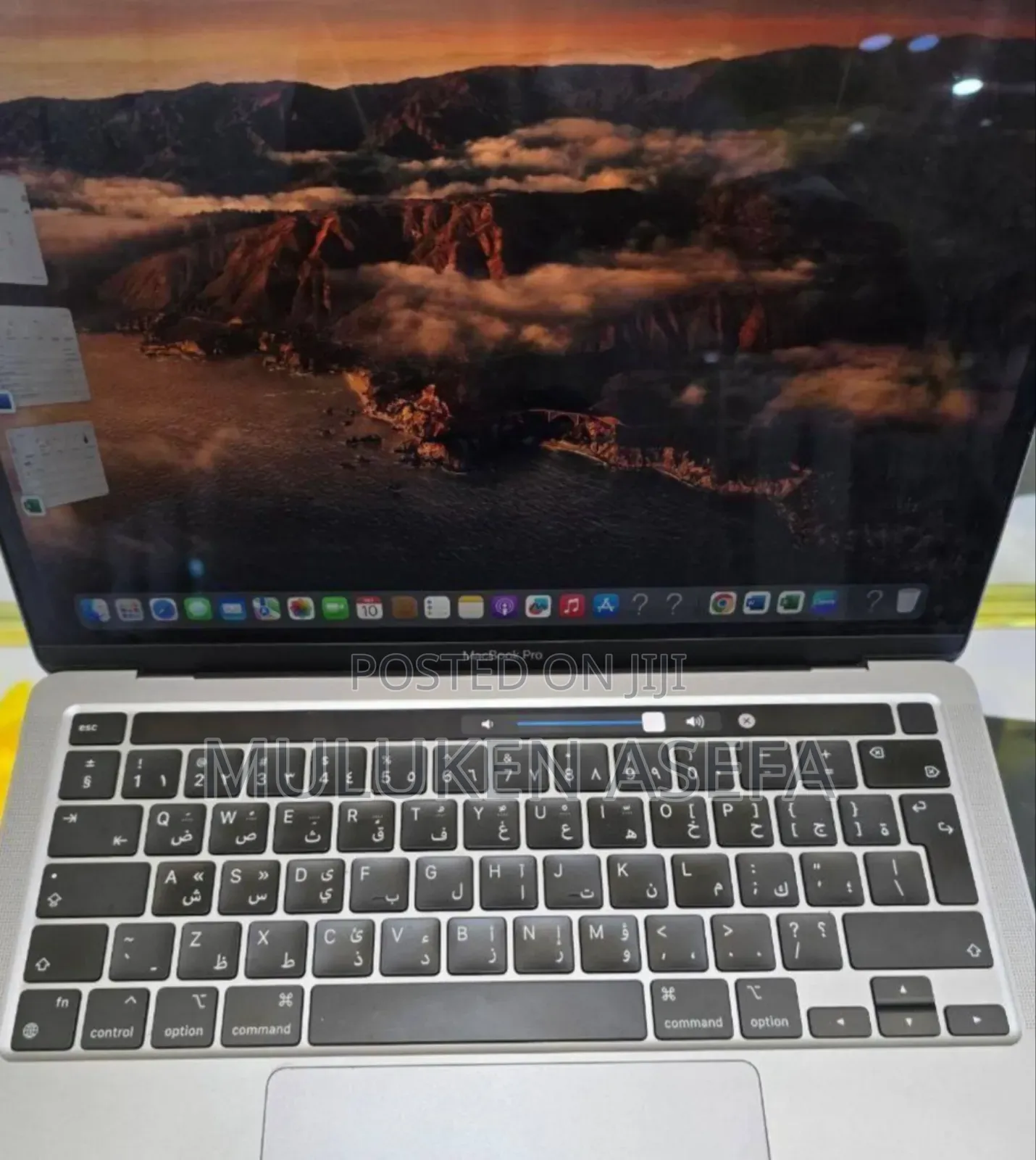 New Laptop Apple MacBook Pro M1 8GB Apple M1 SSD 256GB