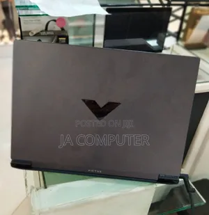 New Laptop HP Victus 16 8GB AMD Ryzen 5 SSD 512GB
