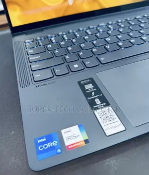 New Laptop Lenovo Flex 5 8GB Intel Core I5 SSD 512GB