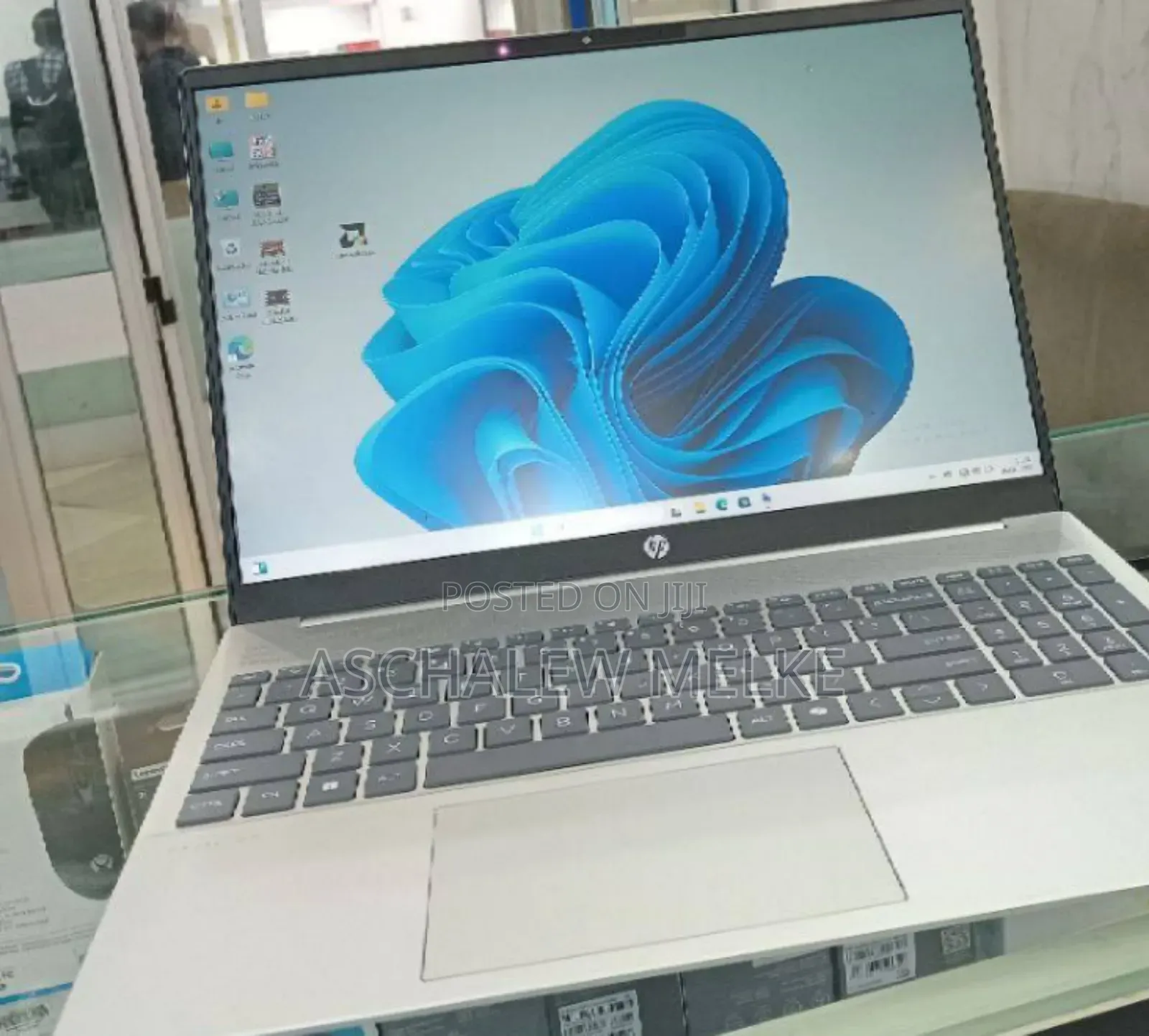 New Laptop HP Pavilion 15z 16GB AMD Ryzen 7 SSD 512GB