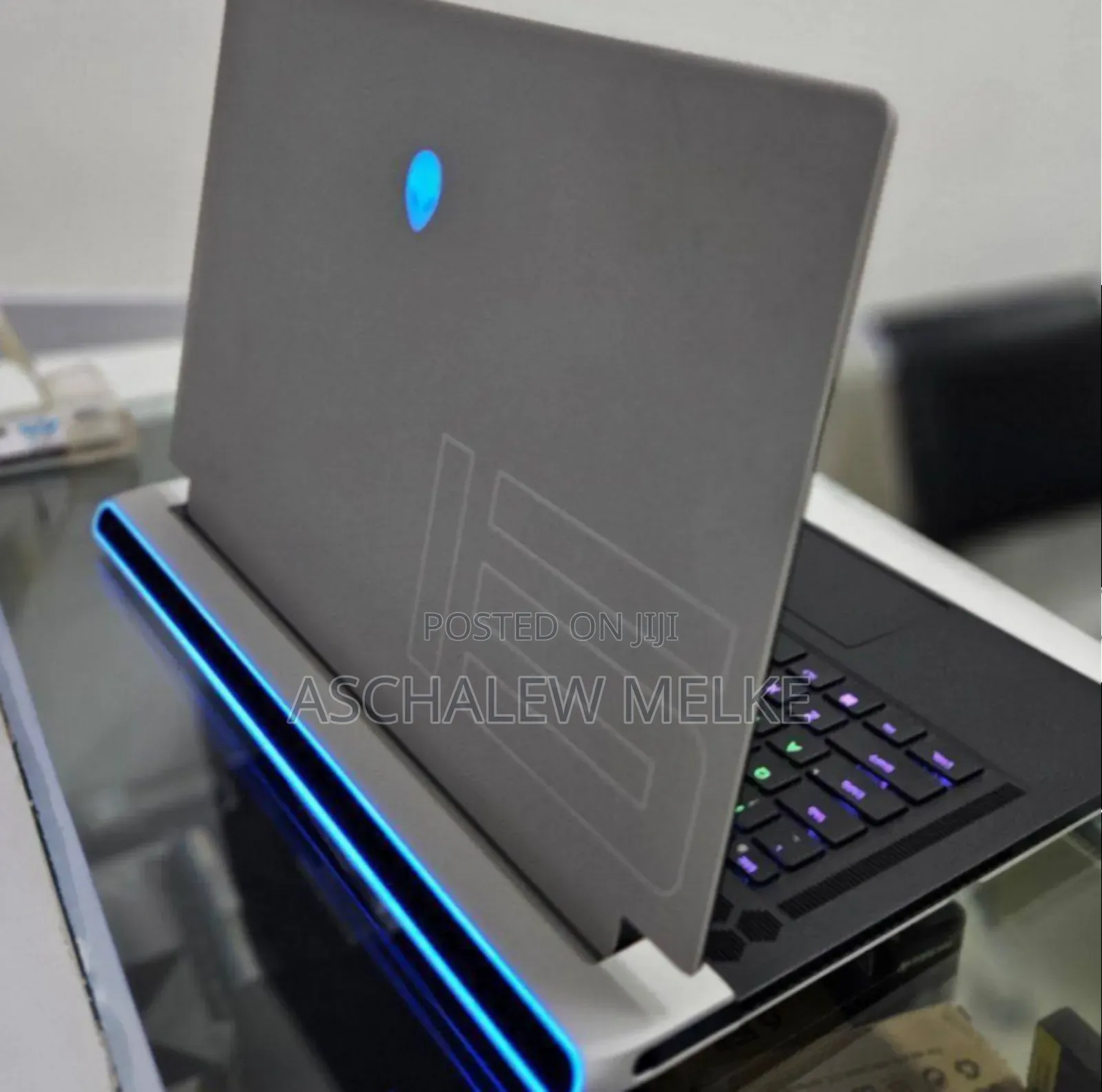 New Laptop Alienware M17x R2 32GB Intel Core I7 SSD 1T