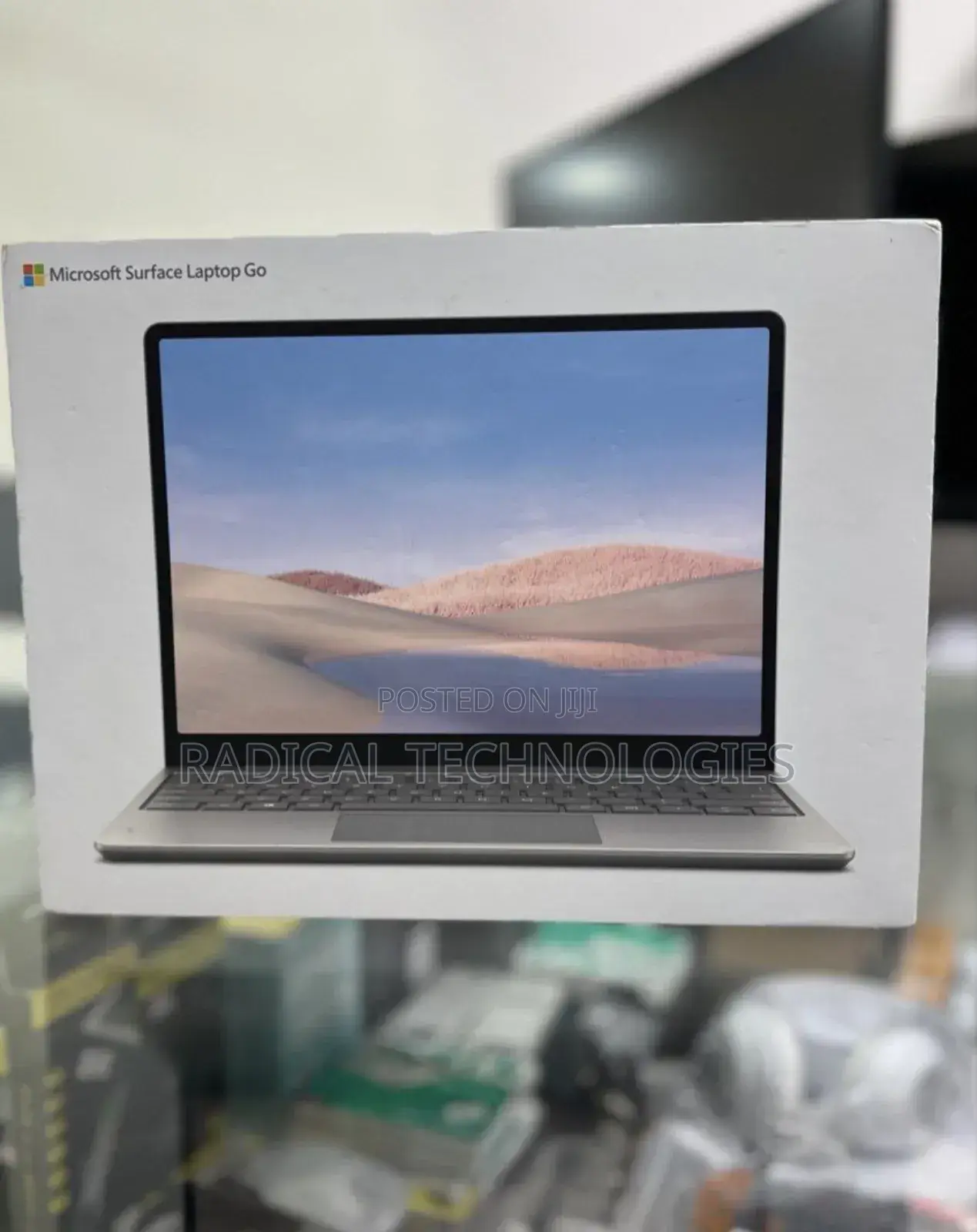 New Laptop Microsoft Surface Go 8GB Intel Core I5 SSD 128GB