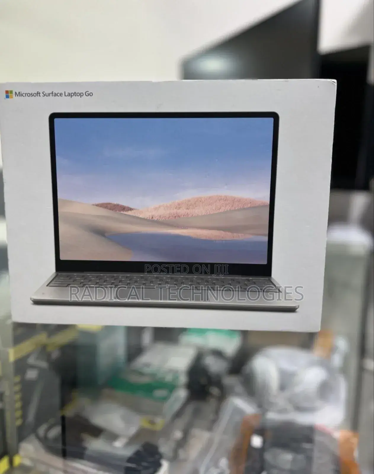 New Laptop Microsoft Surface Go 8GB Intel Core I5 SSD 128GB