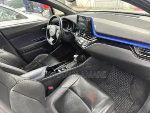 Toyota C-HR 2017 Silver