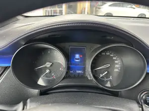 Toyota C-HR 2017 Silver