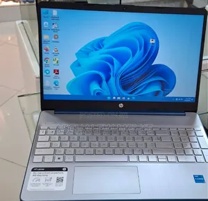 New Laptop HP Stream Notebook 8GB Intel Core I3 SSD 512GB