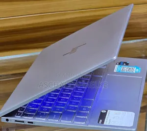 New Laptop HP Envy 14 8GB Intel Core I7 SSD 256GB