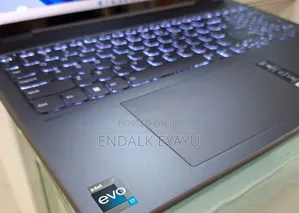 New Laptop Lenovo Yoga 7i 16GB Intel Core I7 SSD 1T