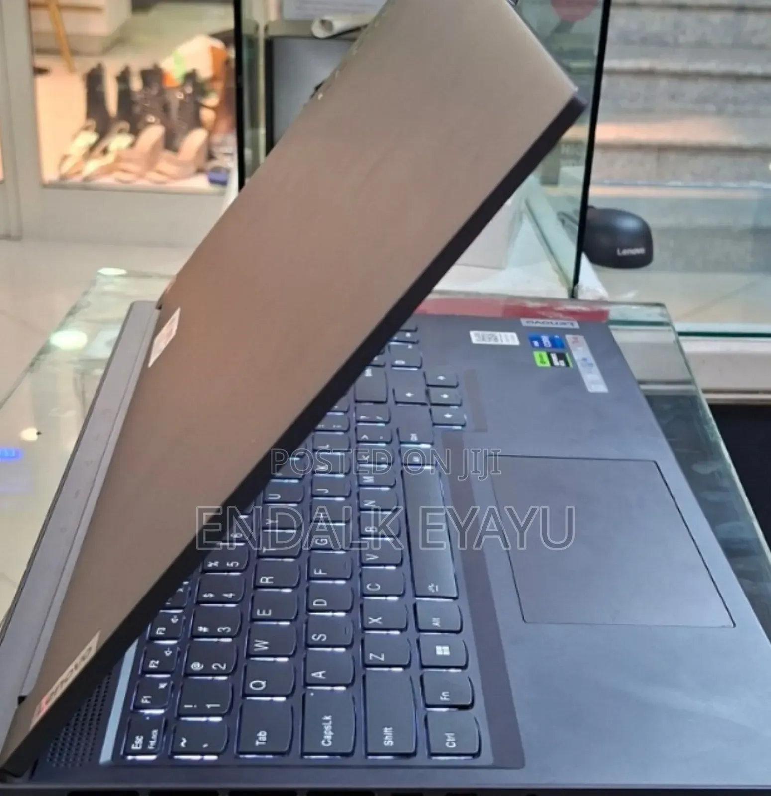 New Laptop Lenovo 16GB Intel Core I7 SSD 1T