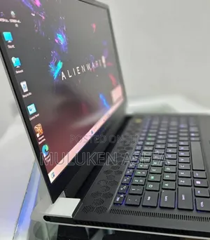 New Laptop Alienware Area-51m 16GB Intel Core I7 SSD 1T