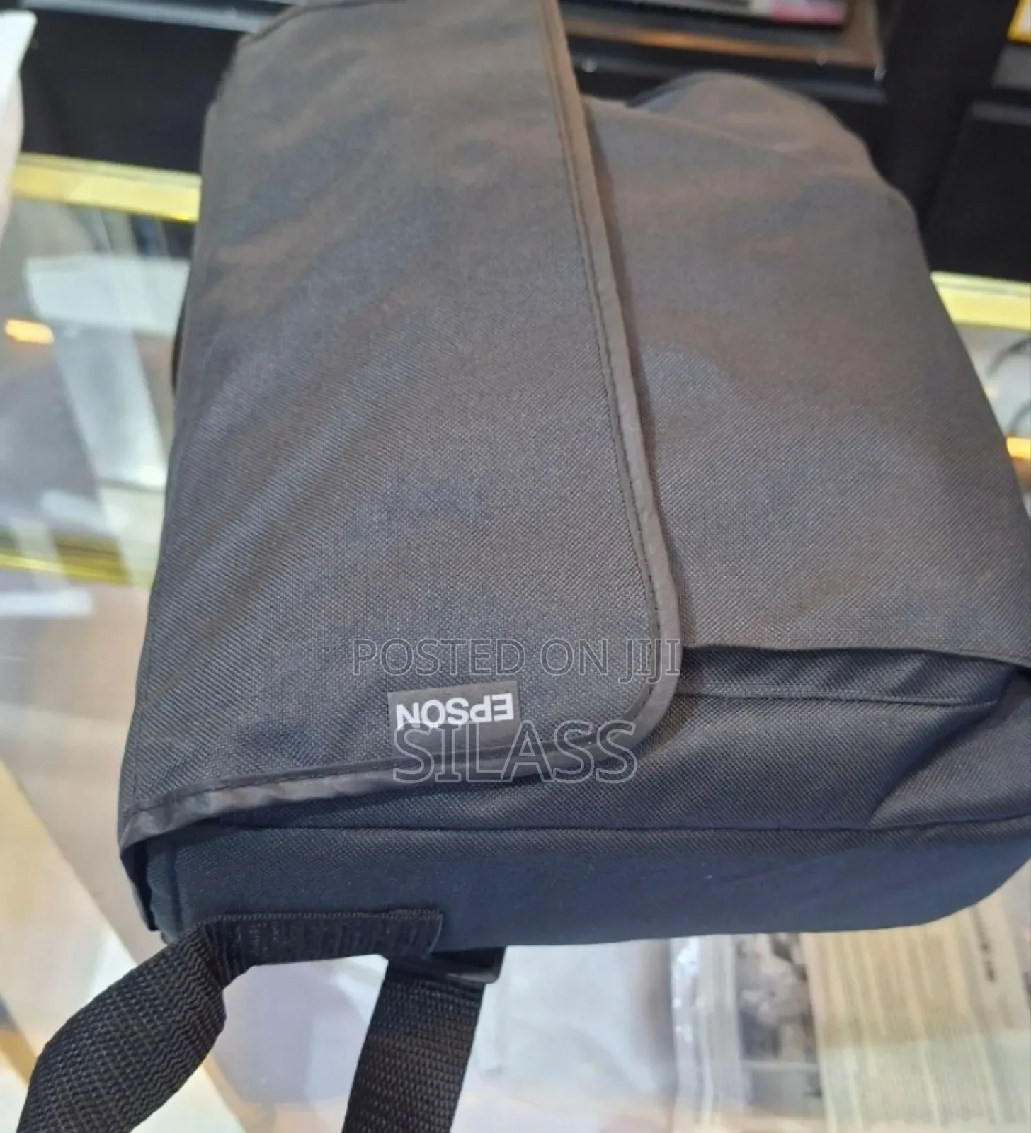 Brand New Epson Projector With Bag , Remote Model N