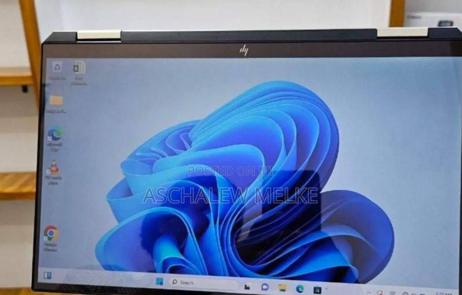 New Laptop HP Spectra 13 16GB Intel Core I7 SSD 1T