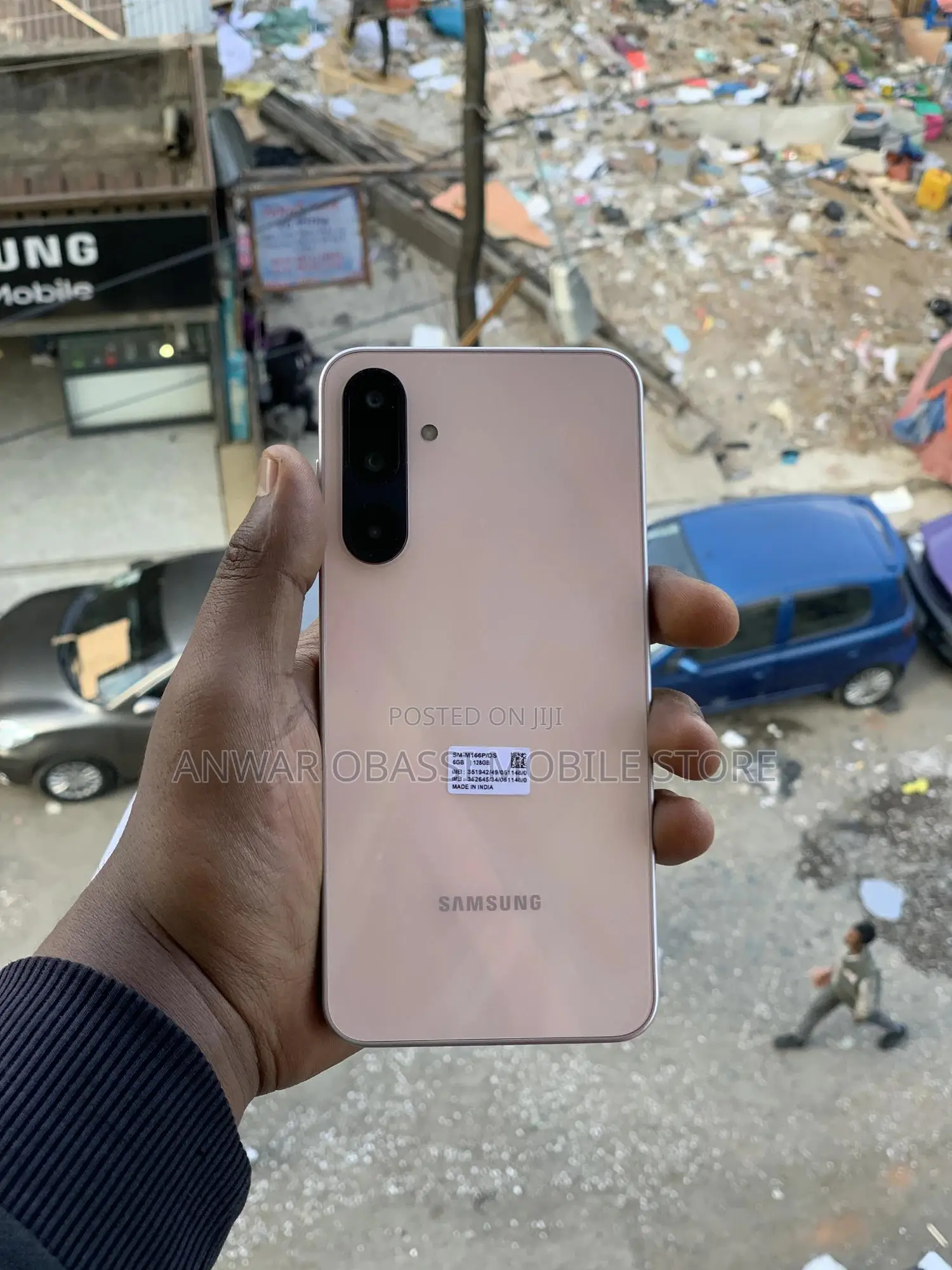 New Samsung Galaxy M16 128 GB Gold