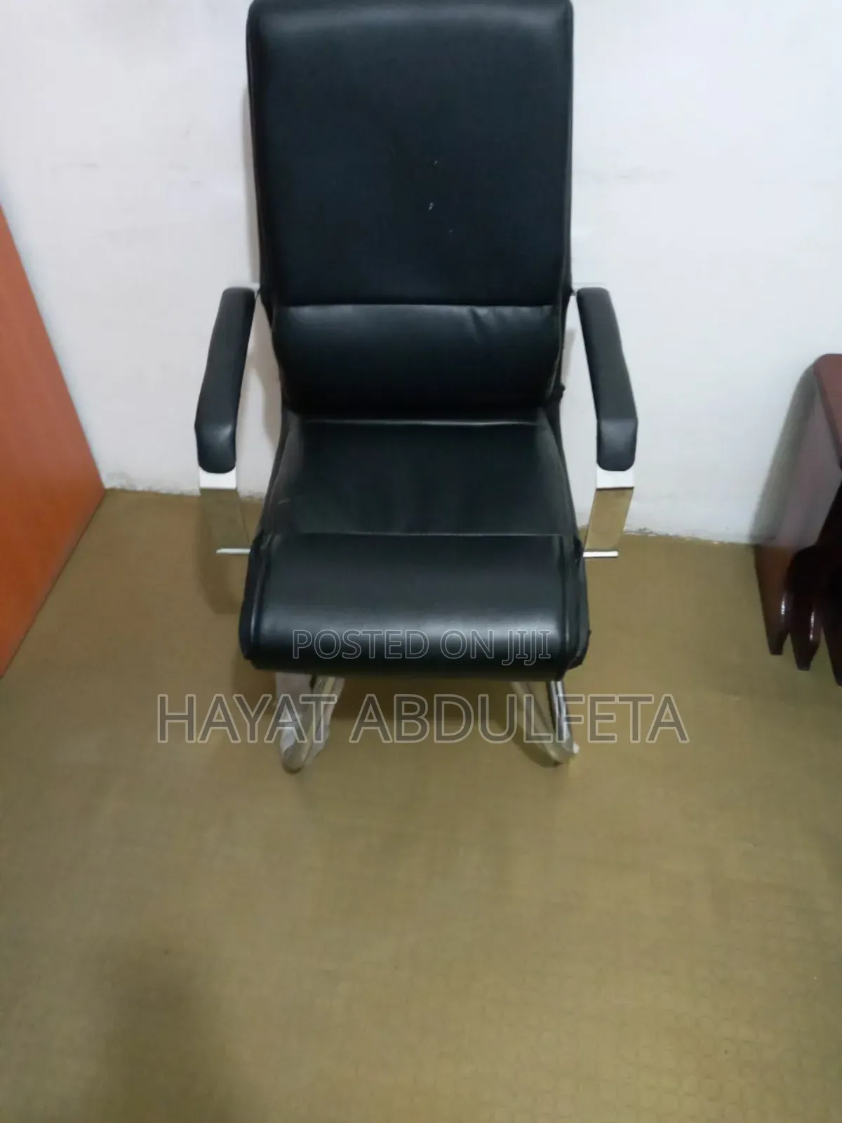 Offise Chairs