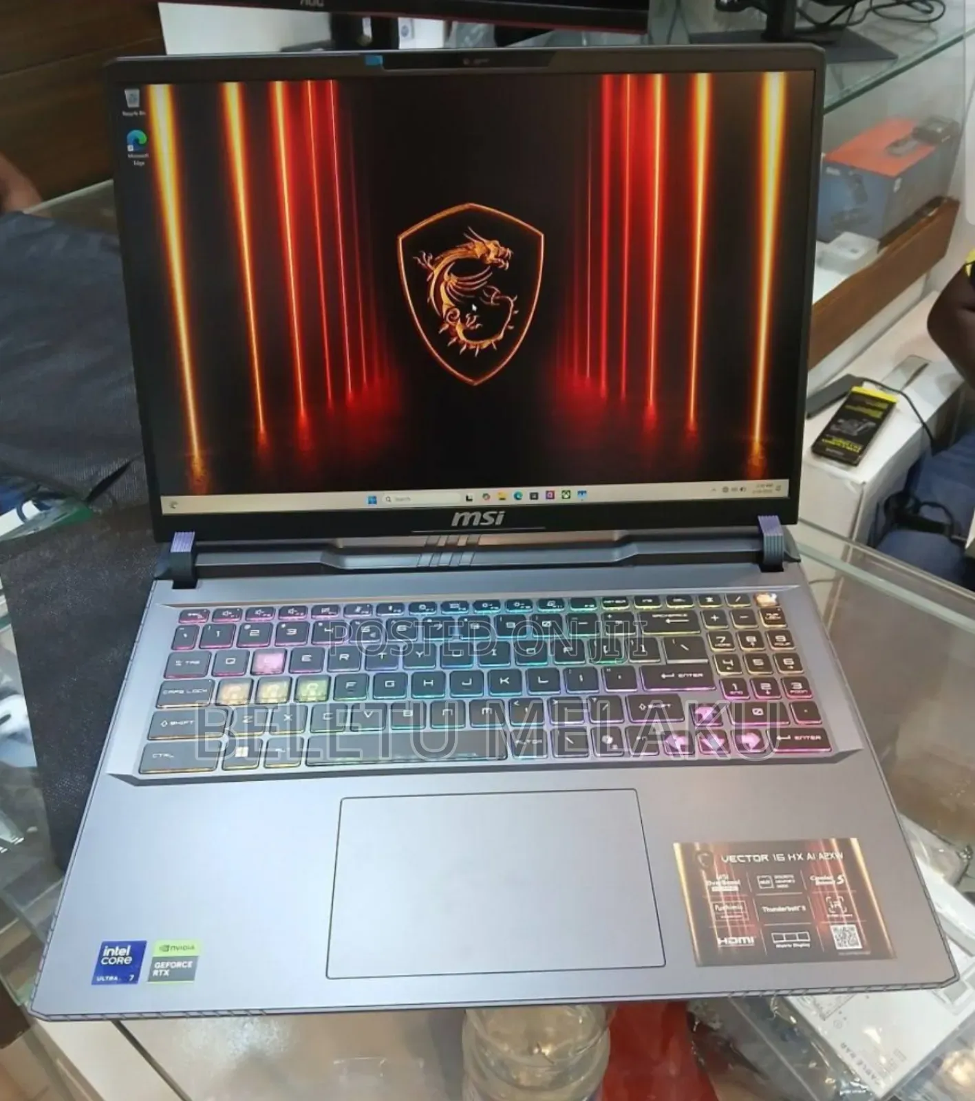 New Laptop MSI 16GB Intel Core Ultra 7 SSD 1T