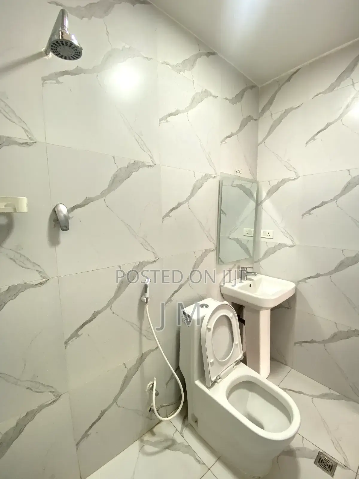 Furnished 3bdrm Apartment in Bole for rent