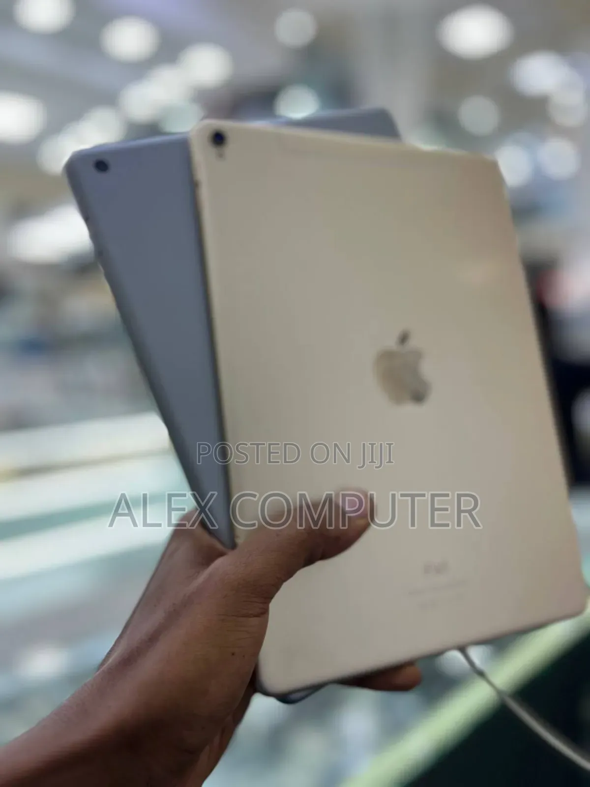 New Apple iPad 10.2 (2020) 128 GB Gray