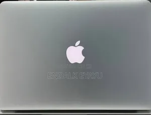 New Laptop Apple MacBook Air 2017 8GB Intel Core I7 SSD 256GB