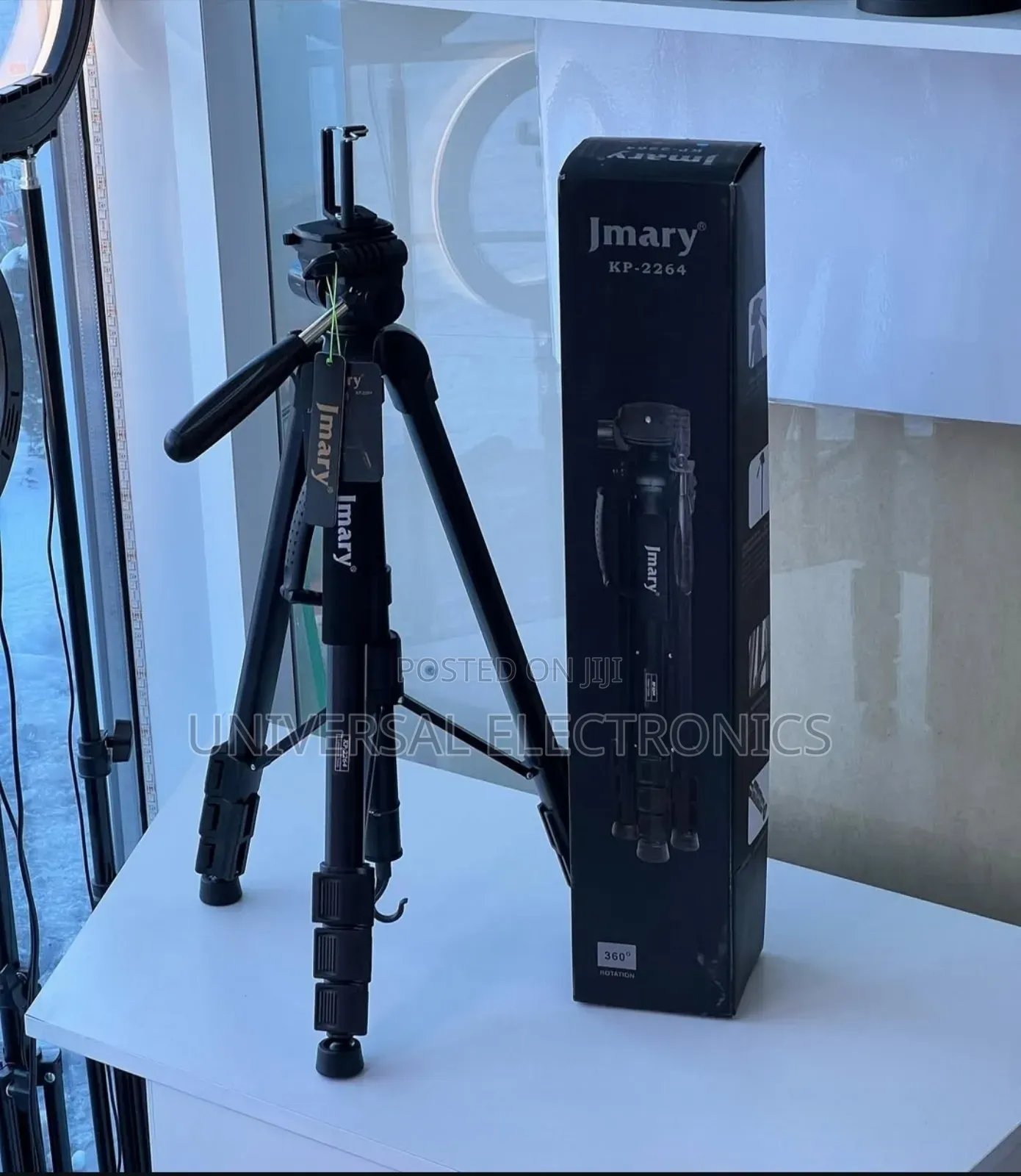 Light Strong Aluminium Tripod - With Sturdy Load!