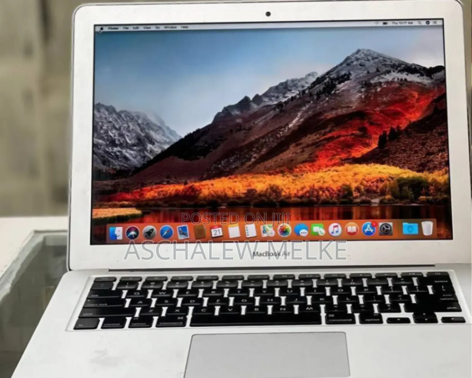 New Laptop Apple MacBook Air 2017 8GB Intel Core I7 SSD 256GB