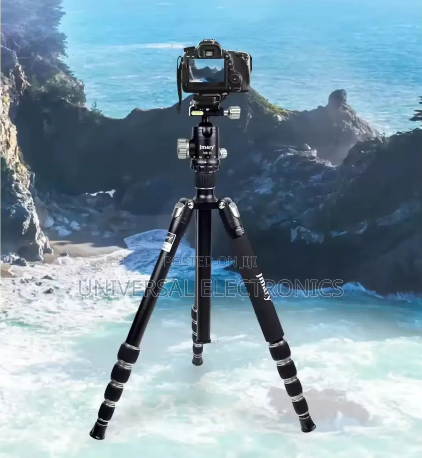 Lightweight Yet Strong Tripod With Fluid Movement