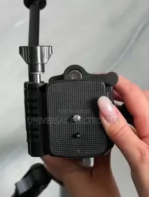 Lightweight Yet Strong Tripod With Fluid Movement