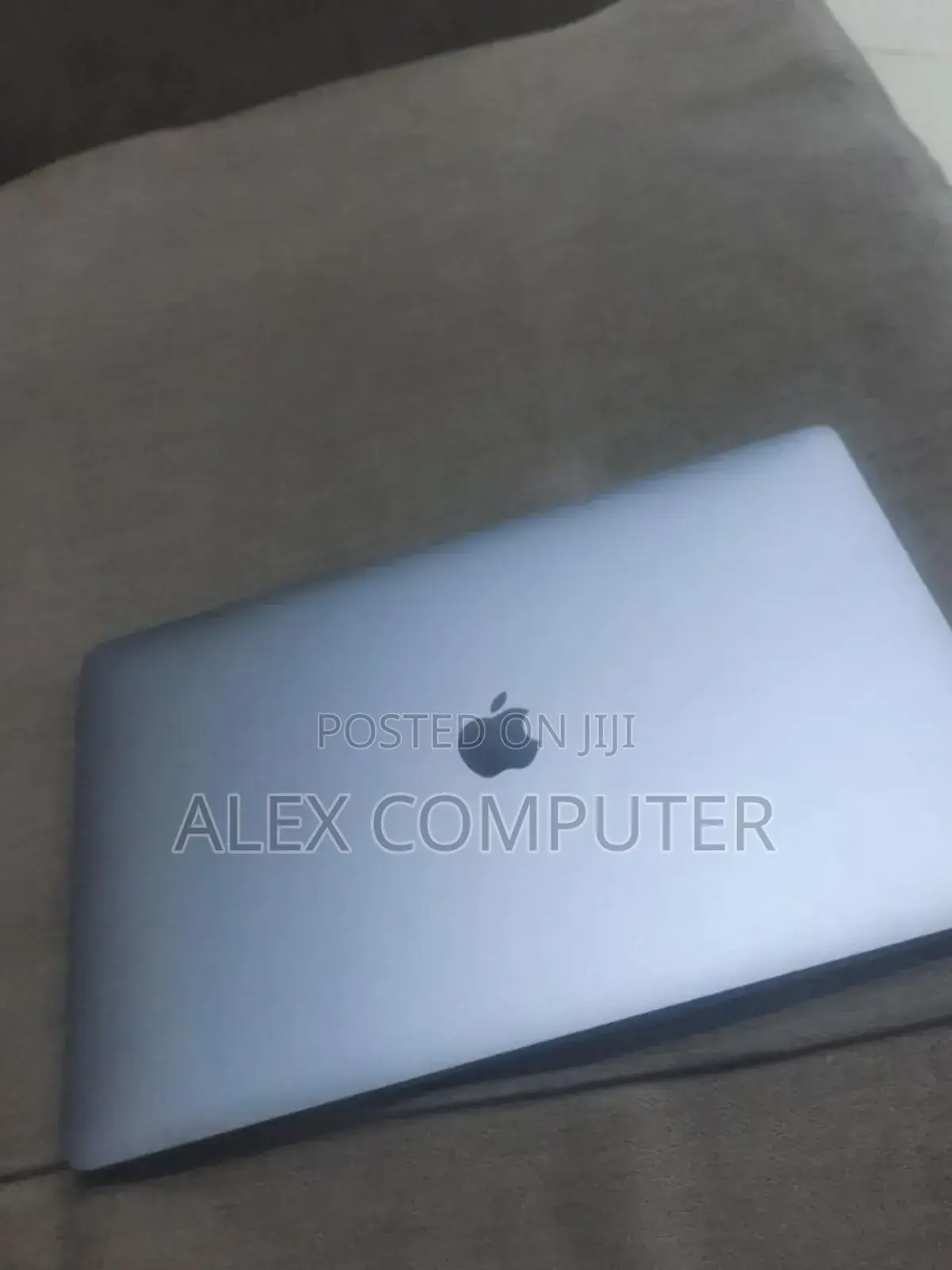 New Laptop Apple MacBook Pro 2017 16GB Intel Core I7 SSD 512GB