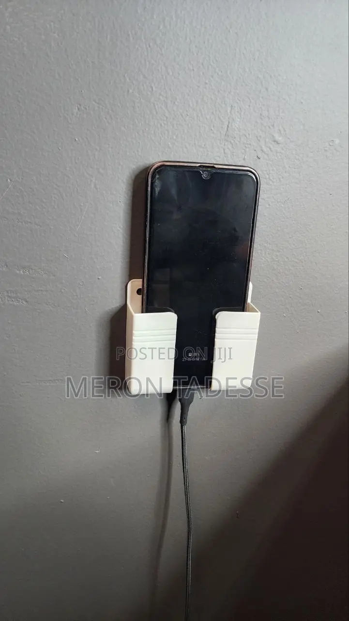 Mobile Charging Rack (Wall Mounting) ተለጣፊ የስልክ ማስቀመጫ M