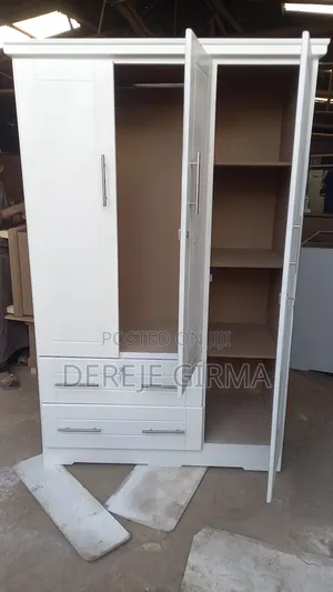 ሜትር ከ20 ኤምዲኤፍ ቁምሳጥን