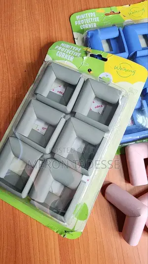 Photo - Babyproof Corners የልጆች የጠርዝ መከላከያ