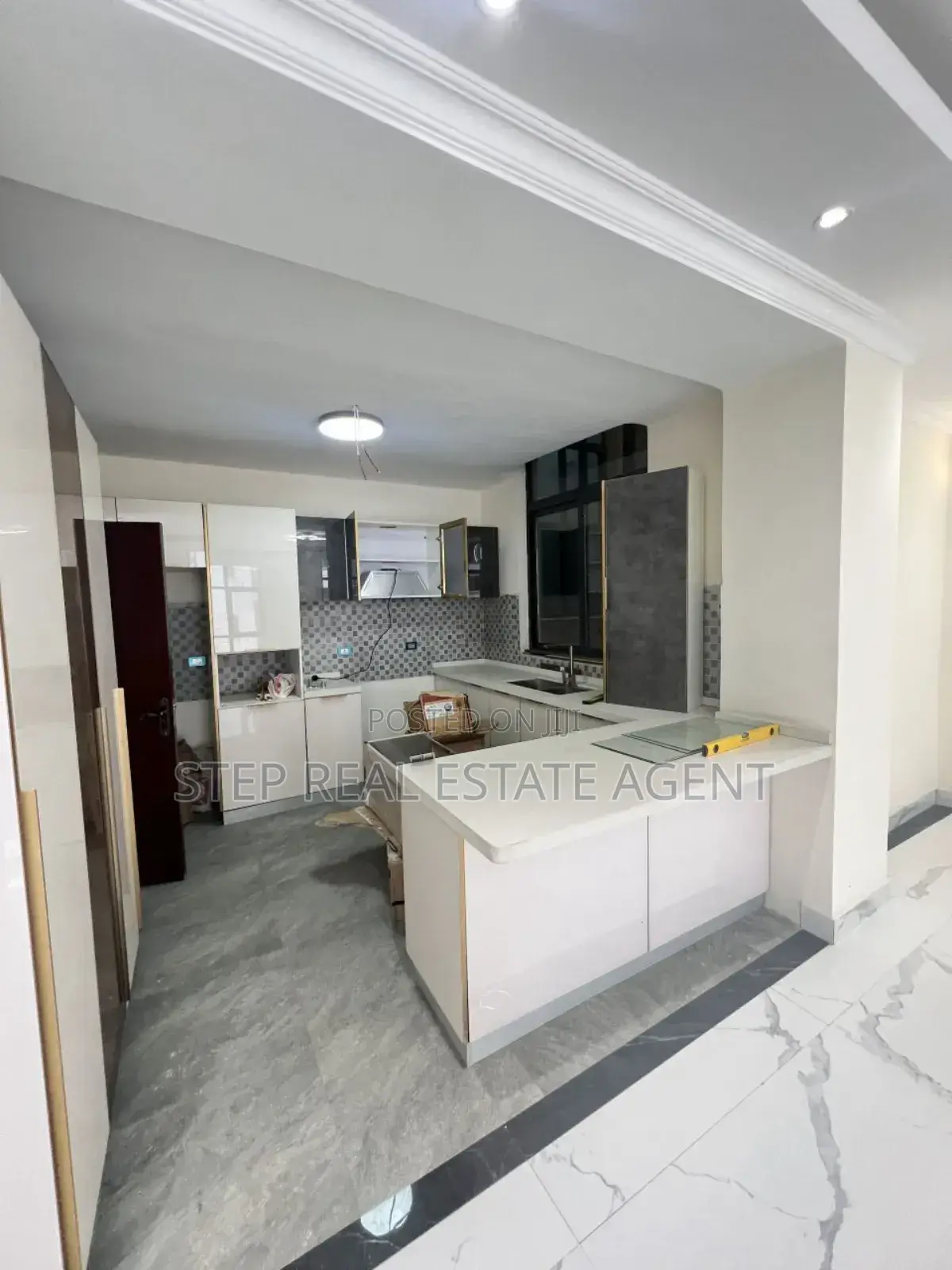 3bdrm Apartment in Bole for rent