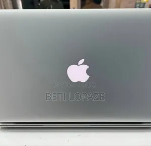 Laptop Apple MacBook Air 2023 M2 16GB Intel Core I7 SSD 256GB