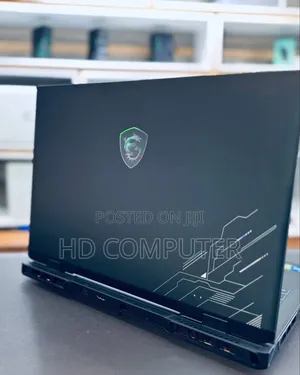 New Laptop MSI Crosshair 17 16GB Intel Core I7 SSD 1T