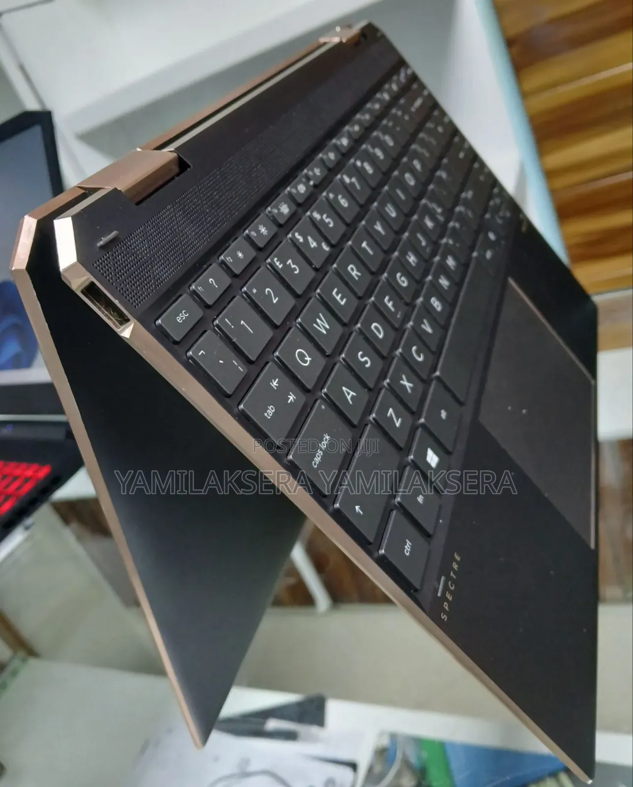 New Laptop HP Spectre X360 16GB Intel Core I7 SSD 512GB