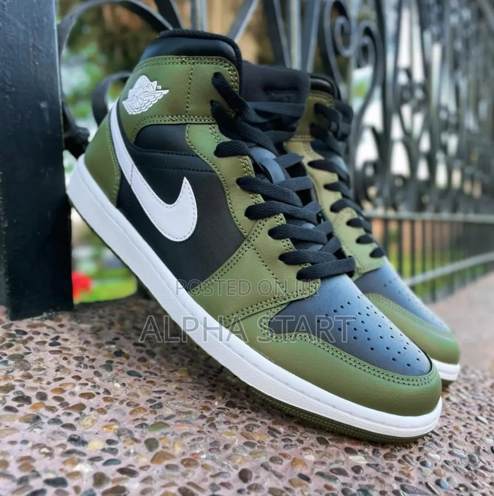 Nike Air Jordan 1 Black Toe
Medium Olive Mid Shoes for Men