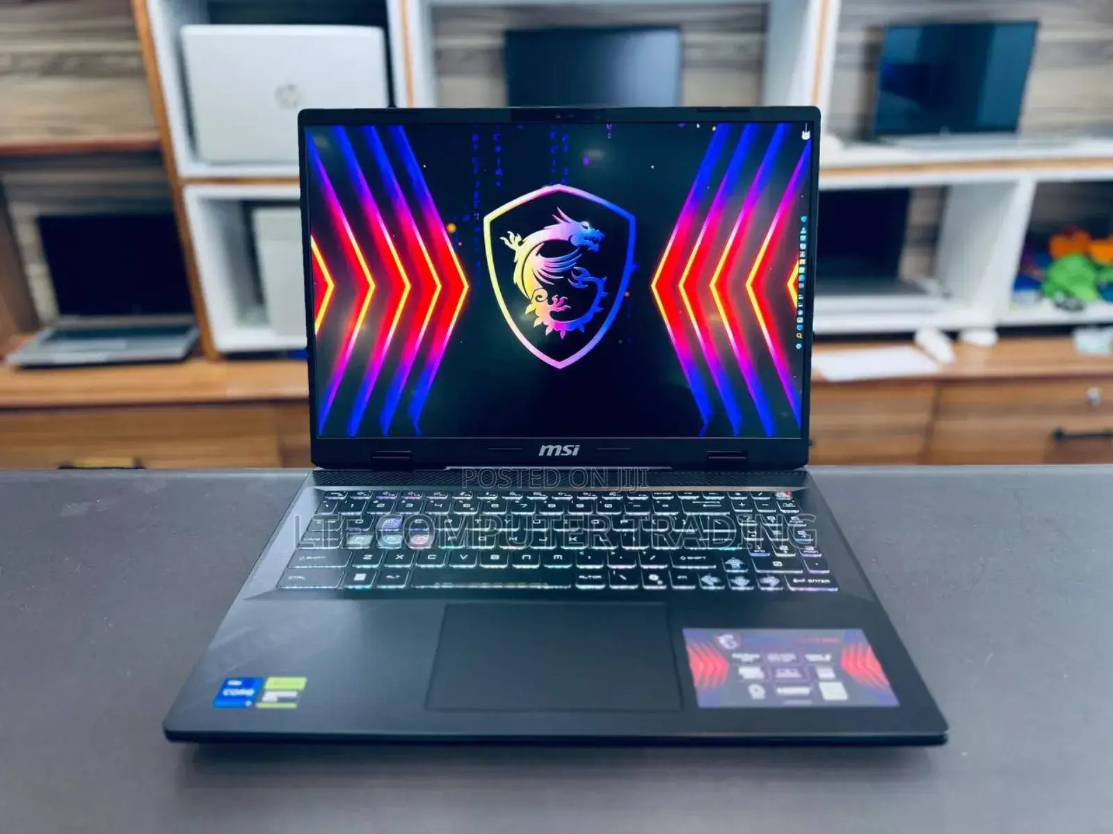 New Laptop MSI Crosshair 17 16GB Intel Core I7 SSD 1T