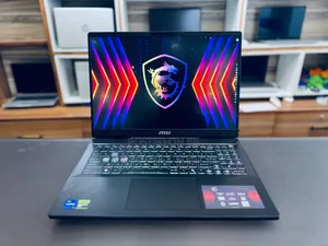 New Laptop MSI Crosshair 17 16GB Intel Core I7 SSD 1T