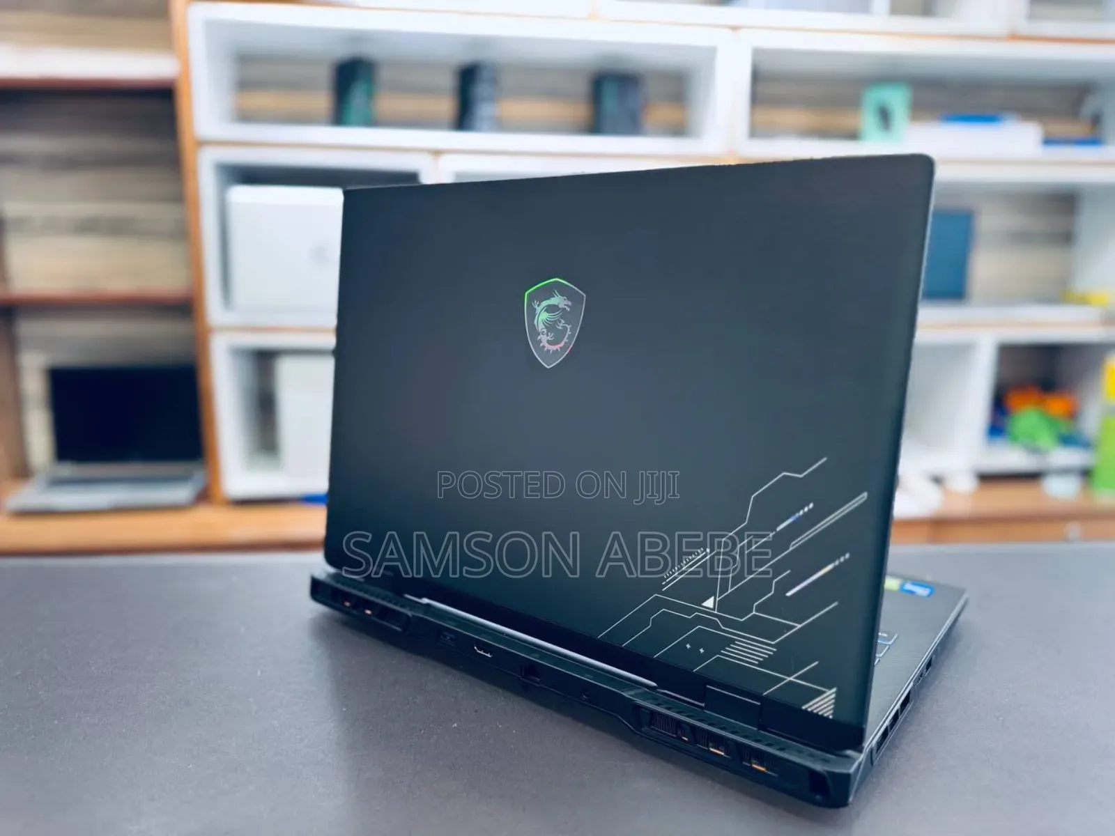 New Laptop MSI Crosshair 17 16GB Intel Core I7 SSD 1T