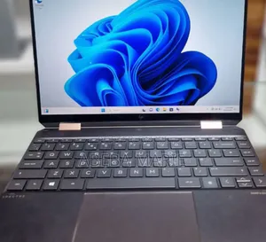 New Laptop HP Spectre X360 16GB Intel Core I7 SSD 512GB