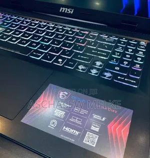 New Laptop MSI Crosshair 15 B12U 16GB Intel Core I7 SSD 1T