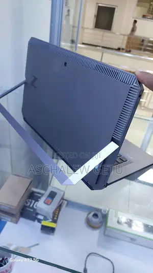 New Laptop HP ZBook 14 32GB Intel Core I7 SSD 512GB